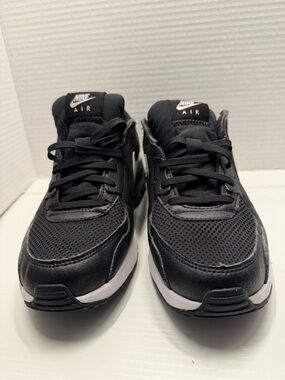 Nike Air Max Command Women’s Sneakers Size 7 Black And White CD5432-003